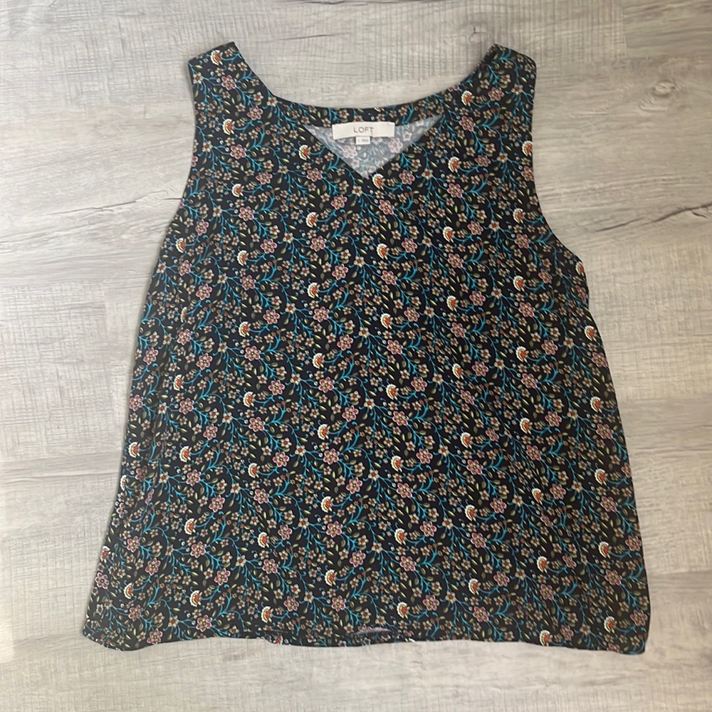 Loft brand navy blue tank with flower print size large